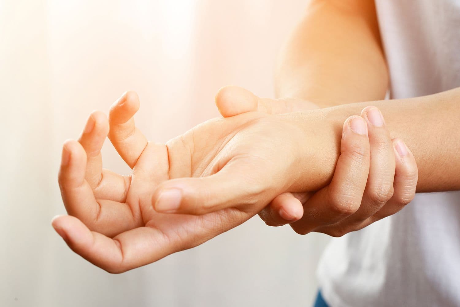 Chiropractor for carpal tunnel