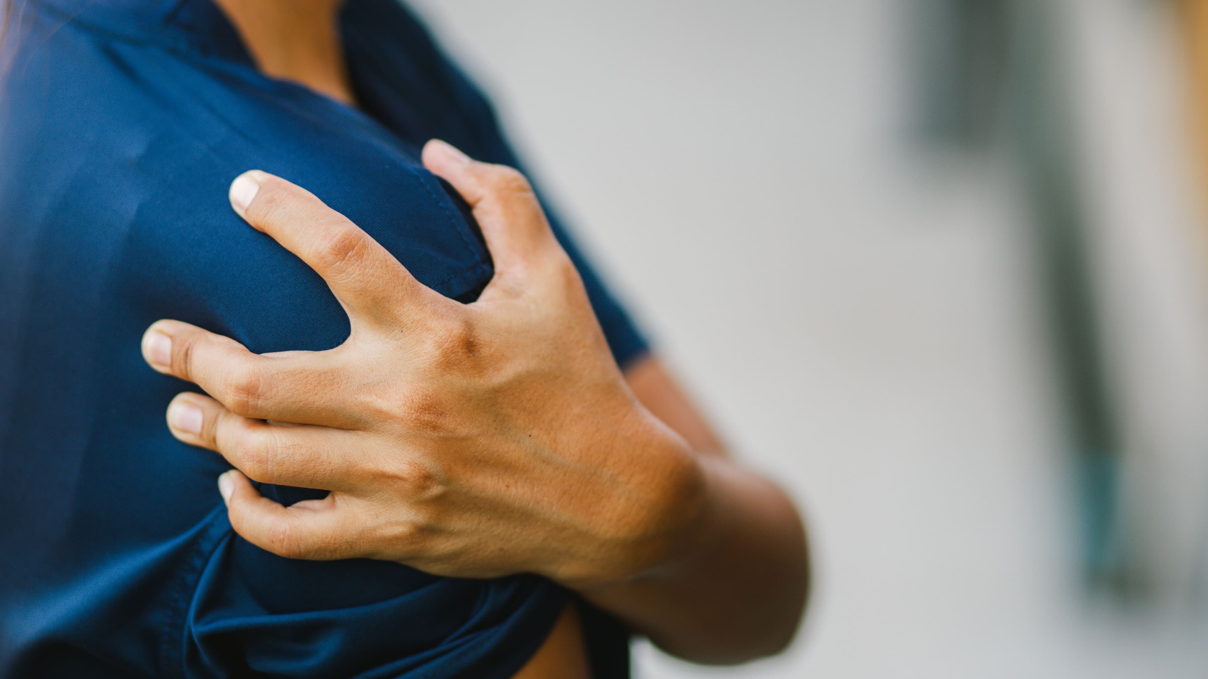 Rotator cuff injury treatment